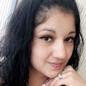 Meet your Posher, Aly